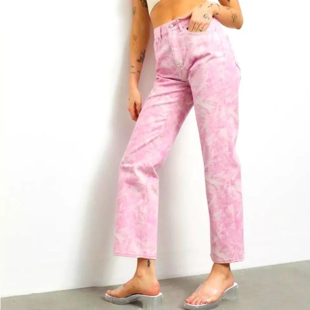 Urban Outfitters BDG Pink Cowboy Jean- High Waisted & Wide Leg- size 29